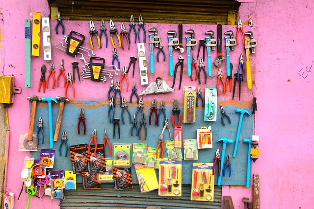 auto-body-workshop-640x480-89380533.jpeg
