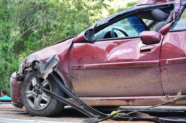 Bumper Replacement: OEM vs Aftermarket – Choosing, Installing Components