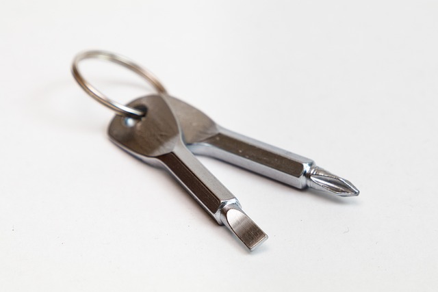 collision-repair-tools-640x480-57760313.jpeg