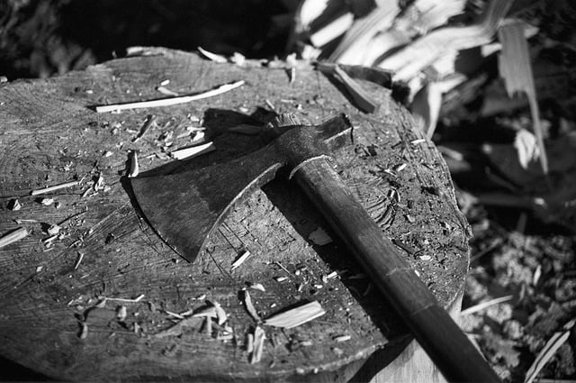dent-removal-tools-640x480-76337971.jpeg