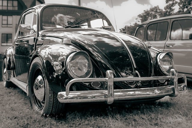 Auto Bumper Repair: Unlocking High Gloss Finishes and Maintenance Tips
