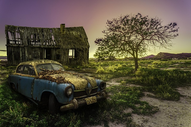 auto-body-workshop-640x480-48029093.jpeg