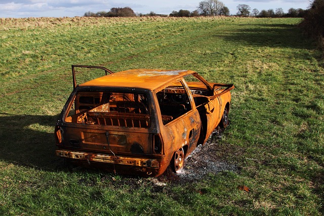 Avoid Costly Mistakes: Key Considerations for Auto Body Panel Replacement