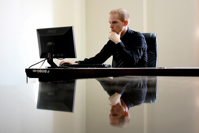 auto-technician-working-640x480-38759585.jpeg