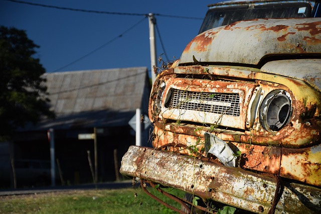 Bumper Damage: Signs & Benefits of Prompt Restoration