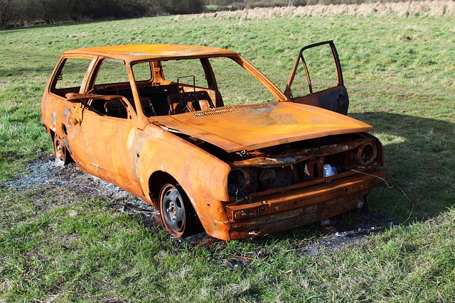 car-crash-damage-640x480-11400549.jpeg