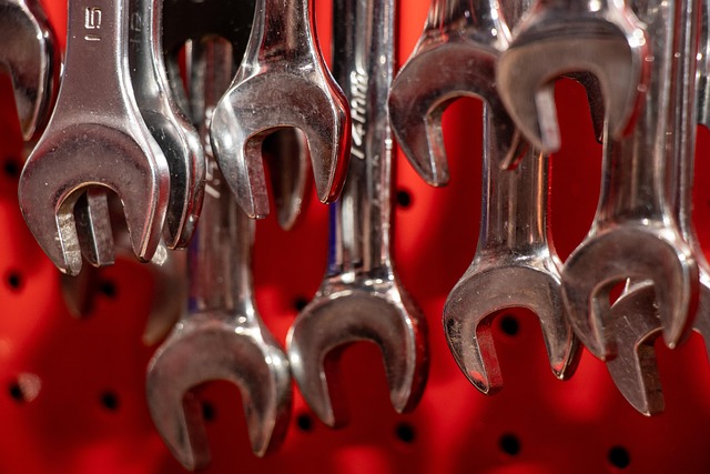 Frame Repair Specialists: Restoring Vehicles with Expertise