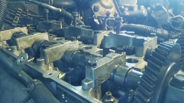 vehicle-repair-shop-640x480-96386055.jpeg